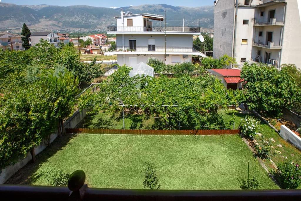 Wooden House In Ioannina Apartment Ngoại thất bức ảnh
