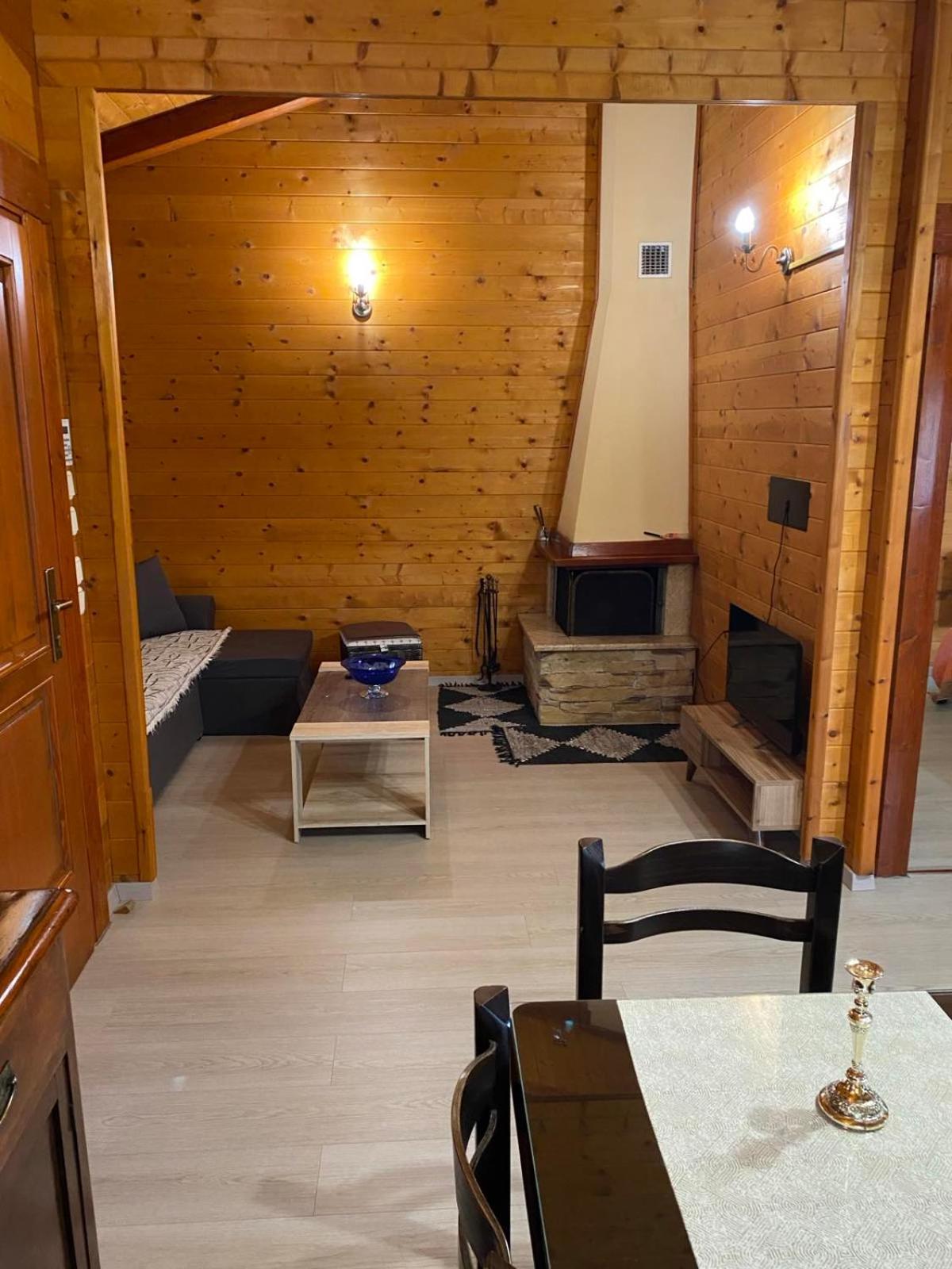 Wooden House In Ioannina Apartment Ngoại thất bức ảnh